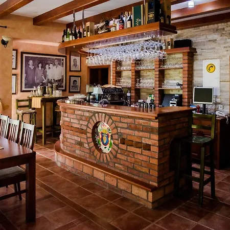 Monako 2000 Pensionat 3*